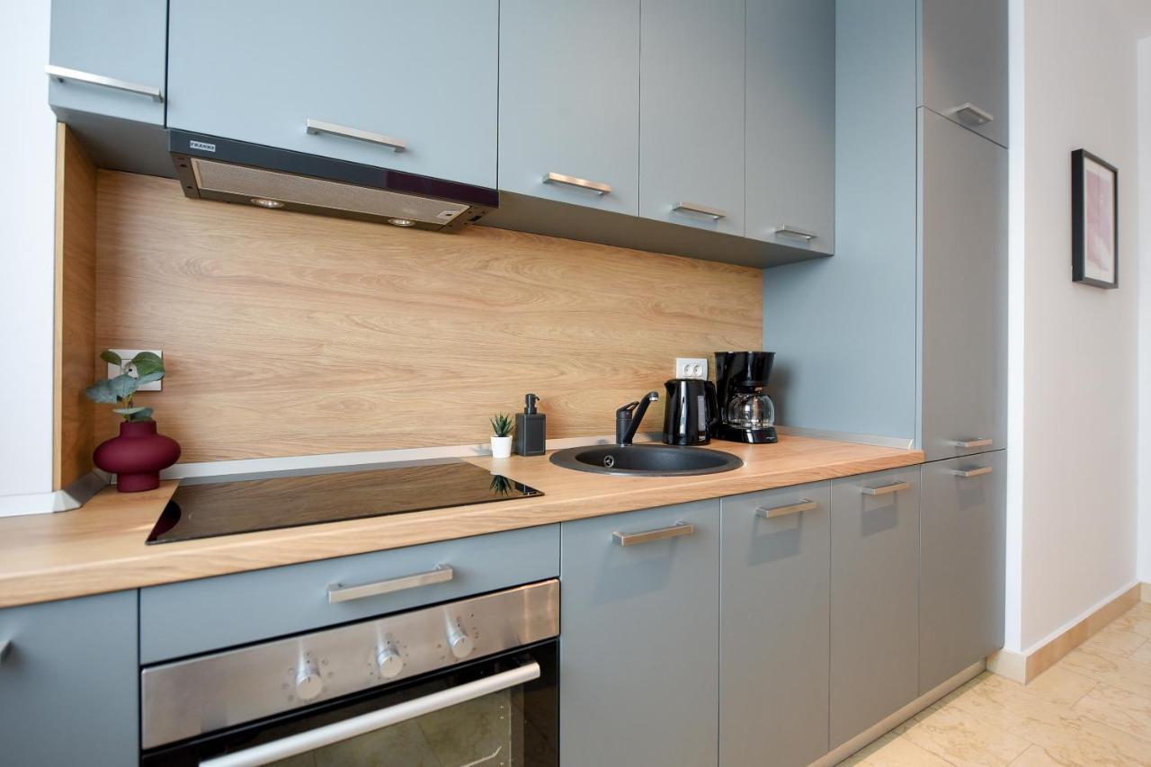 Eye Candy Romexpo 2-Bedroom With Free Parking Бухарест Екстер'єр фото
