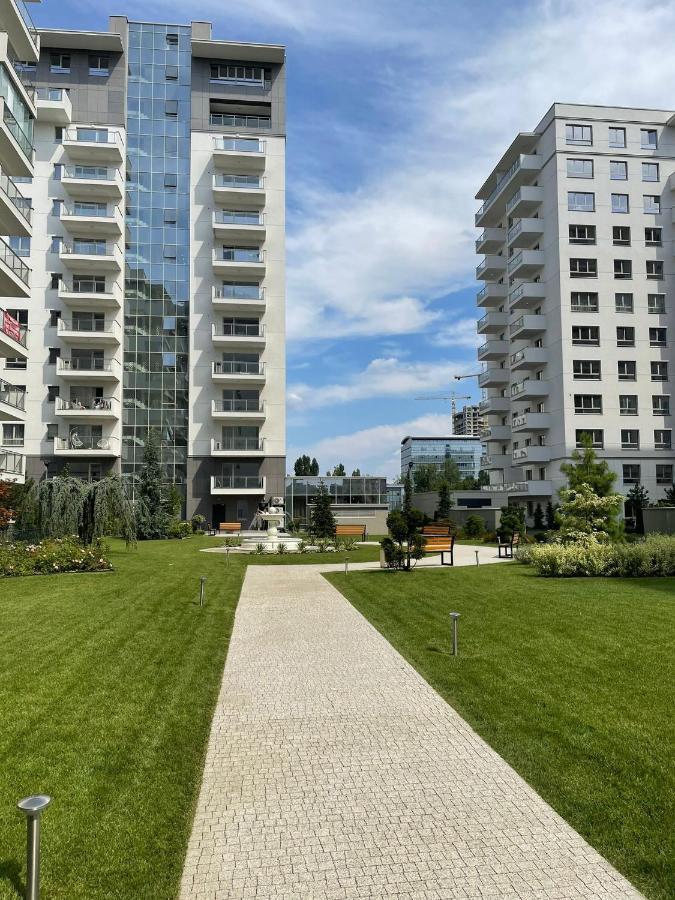 Eye Candy Romexpo 2-Bedroom With Free Parking Бухарест Екстер'єр фото